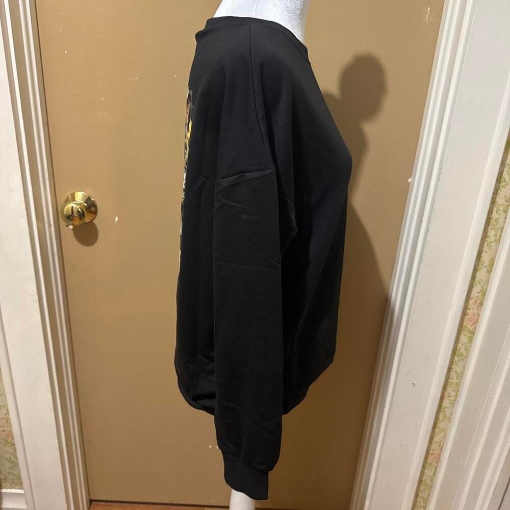 Skull Sweatshirt - Picture 4 of 5